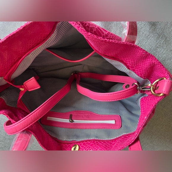 Black Caviar Natalia Tote - Picture 4 of 13